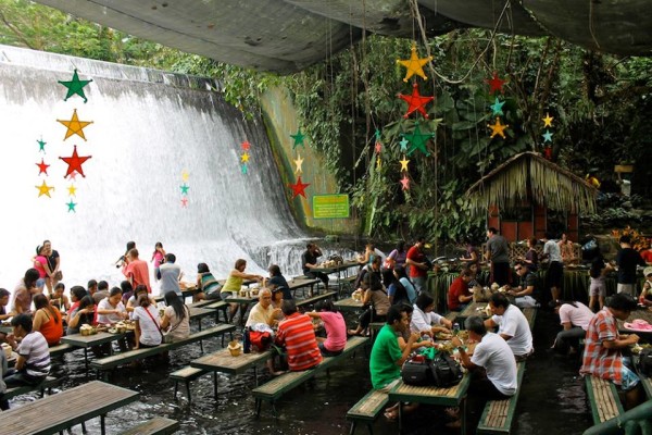 Ресторан "Водопад", Филиппины